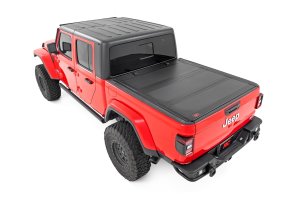 Jeep Gladiator Hard Tri-Fold Flip Up Bed Cover - Rough Country - '20-'24